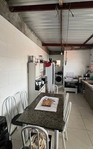 Casa à venda com 450m², 3 quartos e 2 vagasSala/Cozinha