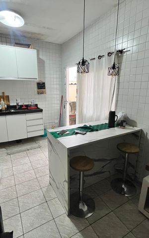 Casa à venda com 450m², 3 quartos e 2 vagasSala/Cozinha
