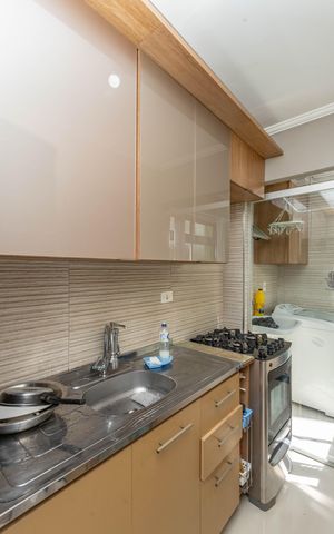 Apartamento à venda com 48m², 2 quartos e 1 vaga Apartamento à venda com 48m², 2 quartos e 1 vagaCozinha