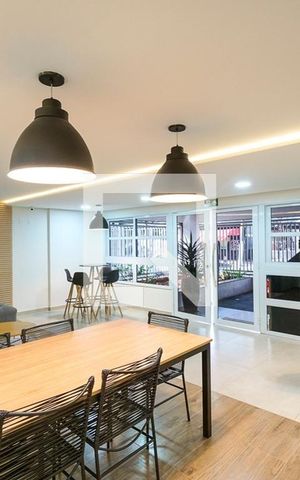 Apartamento à venda com 42m², 2 quartos e sem vagaCondomínio - Salão de Festas 