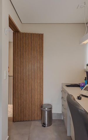 Apartamento à venda com 230m², 3 quartos e 3 vagasEscritório