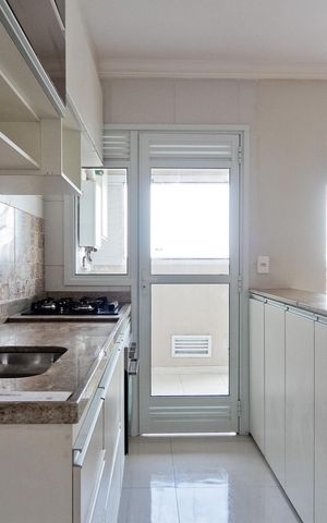 Apartamento à venda com 53m², 2 quartos e 1 vaga Apartamento à venda com 53m², 2 quartos e 1 vagaCozinha