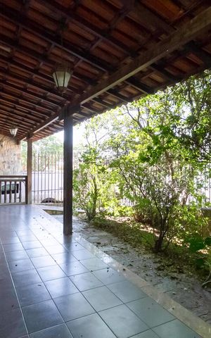 Casa à venda com 155m², 3 quartos e 2 vagasÁrea Externa