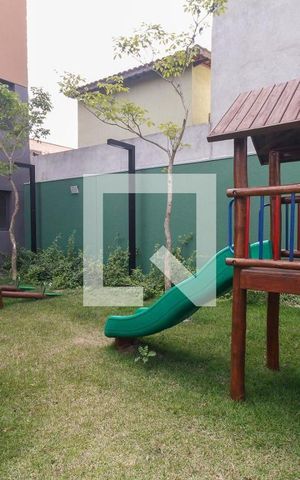 Apartamento à venda com 71m², 2 quartos e 1 vaga Apartamento à venda com 71m², 2 quartos e 1 vagaCondomínio - Playground