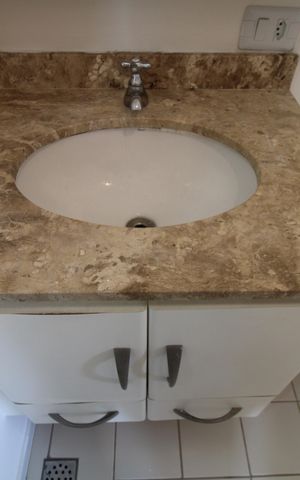 Apartamento para alugar com 70m², 3 quartos e 1 vagaBanheiro