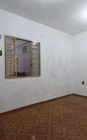 Casa à venda com 55m², 2 quartos e sem vagaSala
