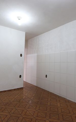 Casa à venda com 55m², 2 quartos e sem vagaSala