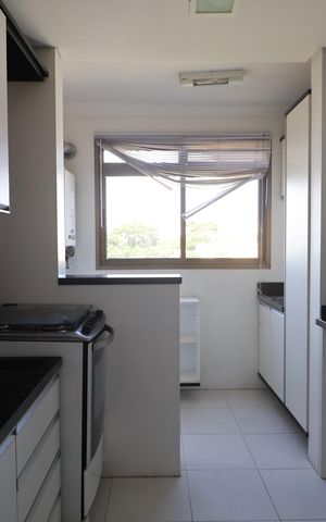 Apartamento para alugar com 75m², 2 quartos e 1 vagaCozinha e Área de Serviço