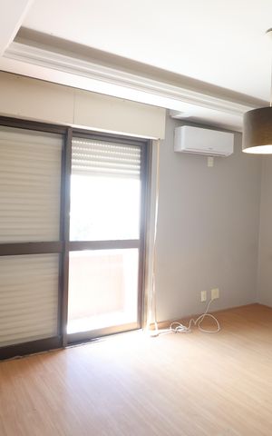 Apartamento para alugar com 75m², 2 quartos e 1 vagaSuite