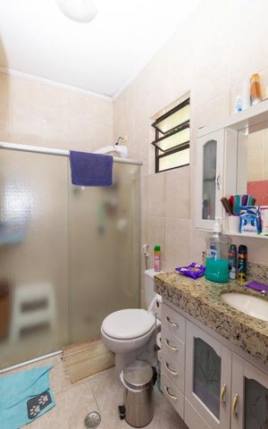 Casa à venda com 544m², 3 quartos e 15 vagas Casa à venda com 544m², 3 quartos e 15 vagasCasa 2 - Banheiro