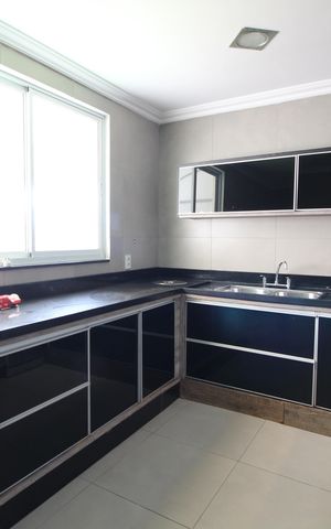 Casa de condomínio à venda com 467m², 6 quartos e 4 vagasCozinha