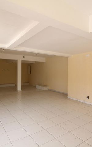 Casa de condomínio à venda com 467m², 6 quartos e 4 vagasÁrea comum
