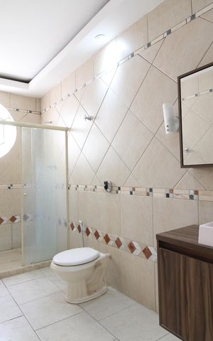 Casa de condomínio à venda com 467m², 6 quartos e 4 vagasBanheiro Social