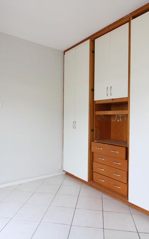 Casa de condomínio à venda com 467m², 6 quartos e 4 vagasQuarto 2