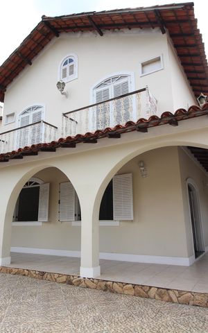 Casa de condomínio à venda com 467m², 6 quartos e 4 vagasFachada Interna da Frente