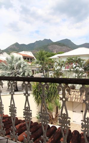 Casa de condomínio à venda com 467m², 6 quartos e 4 vagasQuarto 2 - Varanda/Vista