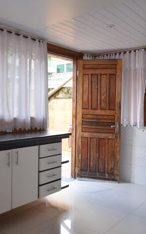 Casa à venda com 380m², 5 quartos e 2 vagascozinha 2