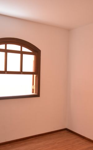 Casa à venda com 380m², 5 quartos e 2 vagasQuarto