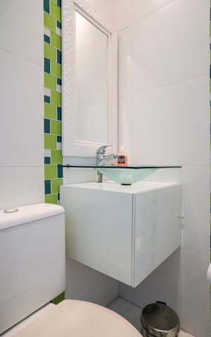 Casa à venda com 465m², 3 quartos e 7 vagasBanheiro da suíte 2
