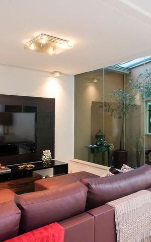 Casa à venda com 465m², 3 quartos e 7 vagasSala
