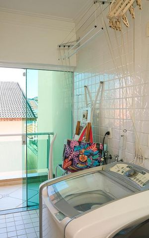 Casa à venda com 465m², 3 quartos e 7 vagasÁrea de serviço