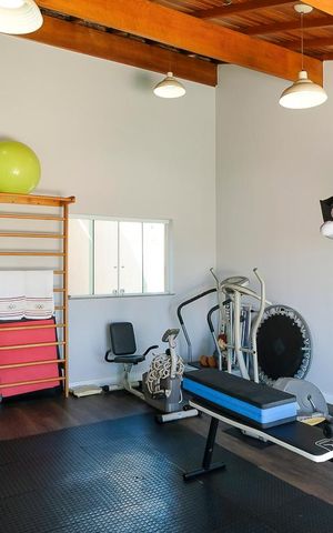 Casa à venda com 465m², 3 quartos e 7 vagasAcademia