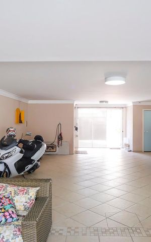 Casa à venda com 465m², 3 quartos e 7 vagasGaragem e área de lazer
