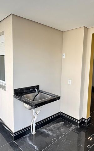 Apartamento para alugar com 65m², 2 quartos e 1 vaga Apartamento para alugar com 65m², 2 quartos e 1 vagaSala - Sala de Jantar Varanda