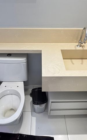 Apartamento para alugar com 65m², 2 quartos e 1 vaga Apartamento para alugar com 65m², 2 quartos e 1 vagaBanheiro da Suíte