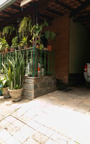 Casa à venda com 360m², 3 quartos e 2 vagas Casa à venda com 360m², 3 quartos e 2 vagasÁrea Externa