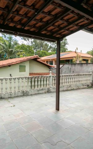 Casa à venda com 360m², 3 quartos e 2 vagas Casa à venda com 360m², 3 quartos e 2 vagasVaranda gourmet