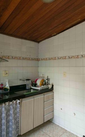 Casa à venda com 360m², 3 quartos e 2 vagas Casa à venda com 360m², 3 quartos e 2 vagasCozinha