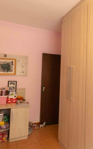 Casa à venda com 360m², 3 quartos e 2 vagas Casa à venda com 360m², 3 quartos e 2 vagasQuarto 2
