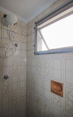 Apartamento à venda com 70m², 2 quartos e 1 vaga Apartamento à venda com 70m², 2 quartos e 1 vagaBanheiro