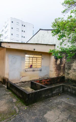 Casa à venda com 253m², 2 quartos e 1 vaga Casa à venda com 253m², 2 quartos e 1 vagaQuintal