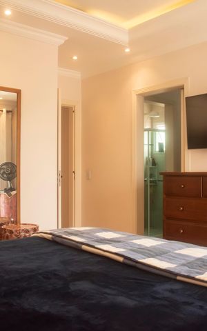Casa à venda com 330m², 3 quartos e 4 vagasSuíte 3