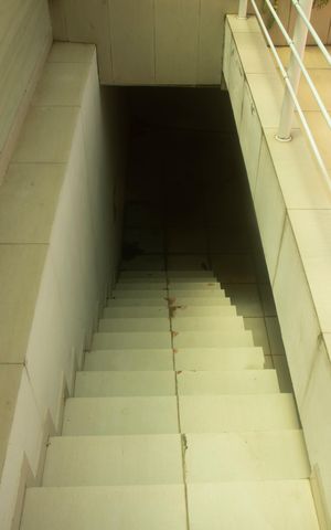 Casa à venda com 330m², 3 quartos e 4 vagasAcesso ao Salão/Depósito