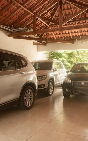 Casa à venda com 330m², 3 quartos e 4 vagasGaragem