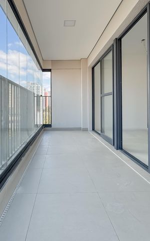Apartamento à venda com 69m², 2 quartos e 1 vaga Apartamento à venda com 69m², 2 quartos e 1 vagaVaranda