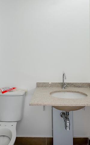 Apartamento à venda com 69m², 2 quartos e 1 vaga Apartamento à venda com 69m², 2 quartos e 1 vagaBanheiro