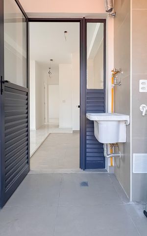 Apartamento à venda com 69m², 2 quartos e 1 vaga Apartamento à venda com 69m², 2 quartos e 1 vagaÁrea de Serviço