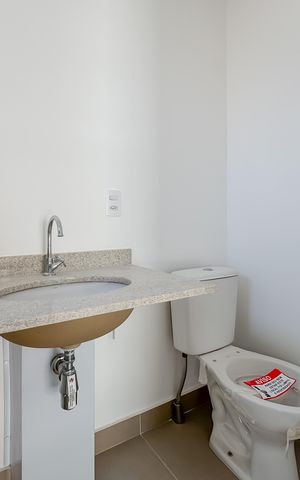 Apartamento à venda com 69m², 2 quartos e 1 vaga Apartamento à venda com 69m², 2 quartos e 1 vagaBanheiro da Suíte