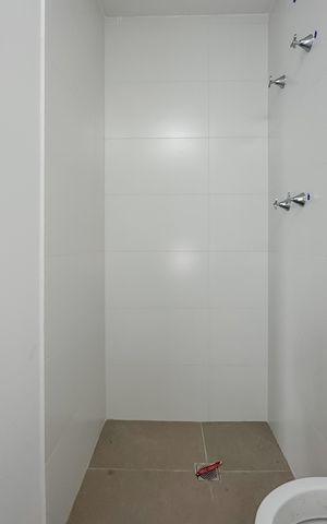 Apartamento à venda com 69m², 2 quartos e 1 vaga Apartamento à venda com 69m², 2 quartos e 1 vagaBanheiro