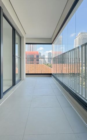 Apartamento à venda com 69m², 2 quartos e 1 vaga Apartamento à venda com 69m², 2 quartos e 1 vagaVaranda