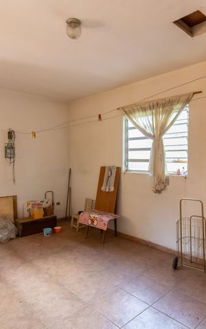 Casa à venda com 376m², 3 quartos e 1 vaga Casa à venda com 376m², 3 quartos e 1 vagaArea de Serviço