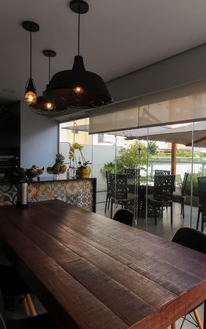 Apartamento à venda com 223m², 3 quartos e 4 vagas Apartamento à venda com 223m², 3 quartos e 4 vagasEspaço Gourmet