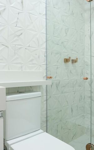 Apartamento à venda com 75m², 3 quartos e 2 vagasBanheiro da suíte