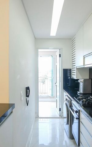 Apartamento à venda com 75m², 3 quartos e 2 vagasCozinha