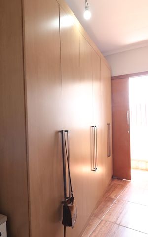 Casa à venda com 137m², 3 quartos e 2 vagasCloset Quarto 1