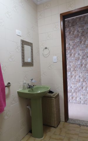 Casa à venda com 137m², 3 quartos e 2 vagasBanheiro 2